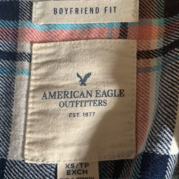 Boyfriend fit American eagle flannel! - Picture 2 of 2